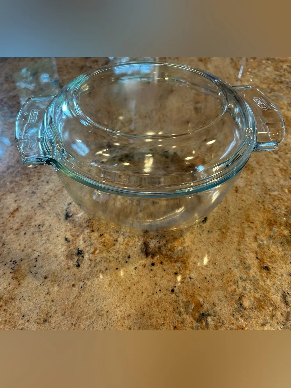 Pyrex de France Corning #454 2 Qt. 2 Liter Round 8”x8” Clear Glass Aqua Tint New
